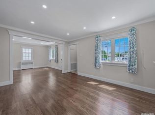 119 Goldenrod Ave, Franklin Square, NY 11010
