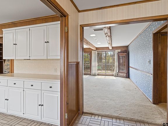 5th image of 416 Dogwood Ln