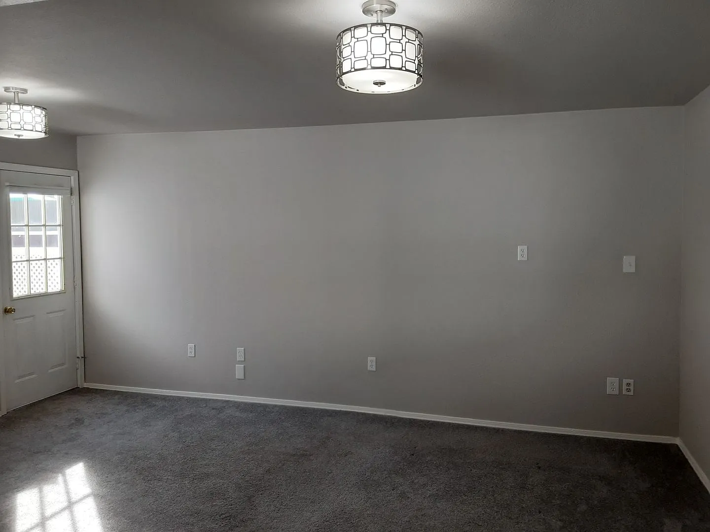 684 B Street — Photo 4