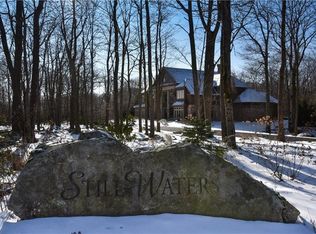 2323 S Ridge Dr, Hidden Valley, PA 15502