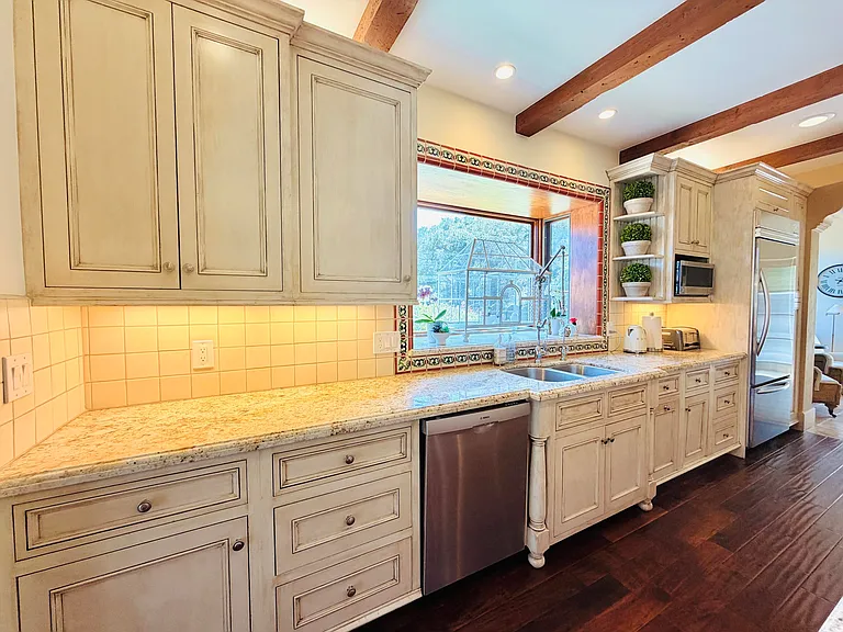 333 Conejo Rd — Photo 9