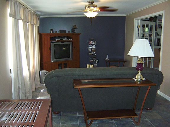 5th image of 8095 Shenandoah Ln