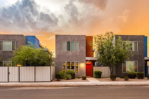 864 E Park Modern Dr Photo 1