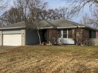 207 W Herndon St, Nixa, MO 65714