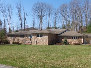 22 Osprey Rd, Beckley, WV 25801