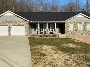29 Pinson Dr, Winfield, WV 25213