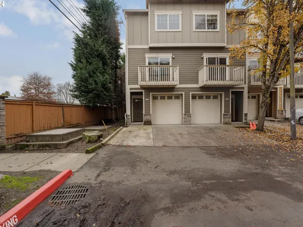 18445 Stepping Stone Dr #15, Beaverton, OR 97003