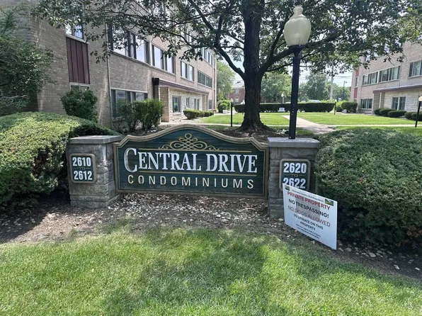 2612 Central Dr APT 1N, Flossmoor, IL 60422