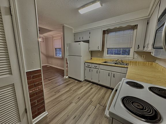 3rd image of 603 Chestnut Ridge Dr