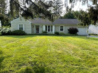 35 Ely Dr, Fayetteville, NY 13066