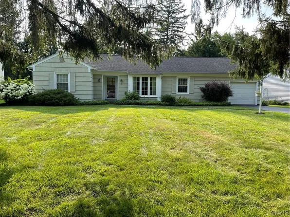 35 Ely Dr, Fayetteville, NY 13066