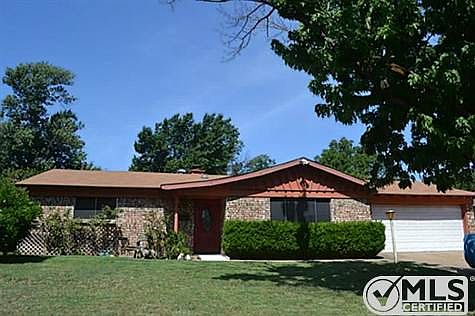 1st image of 1121 Norwood Dr