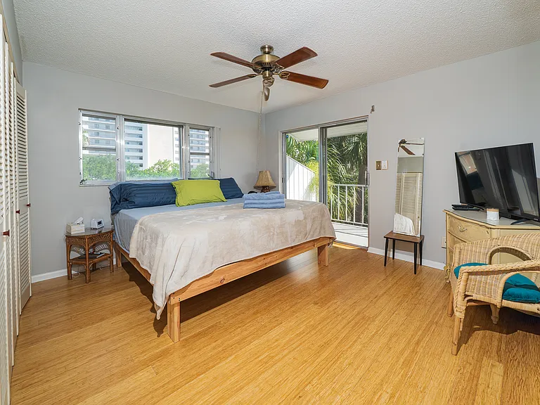 1301 Gulf Blvd #201 — Photo 24