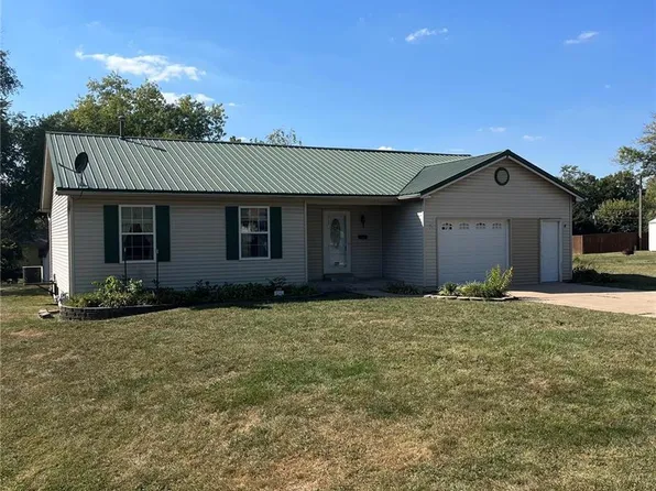 400 S Cuivre St, Bowling Green, MO 63334
