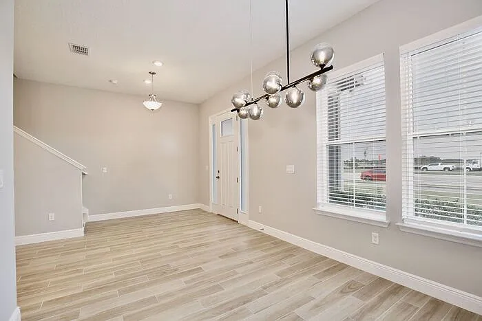 6491 Cyrils Dr — Photo 4
