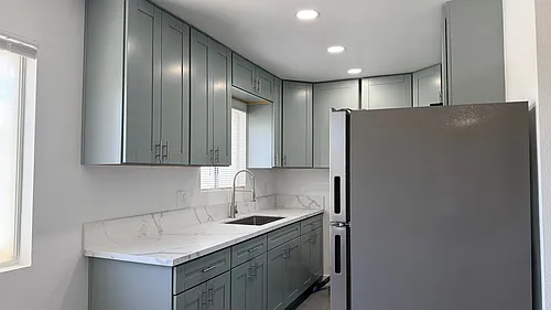 200 E Park Ave #4 Photo 1