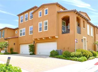 27022 Pebble Beach Dr, Valencia, CA 91381