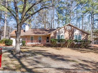 1810 Eichelberger Dr, Fayetteville, NC 28303