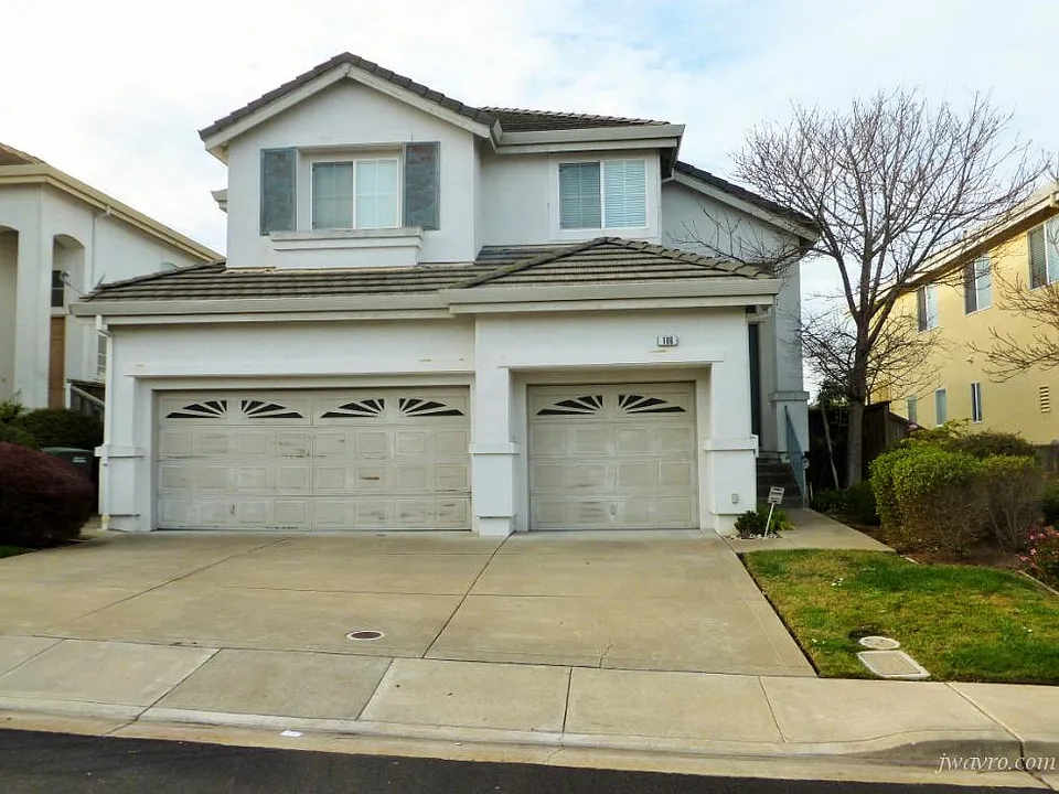 186 El Rancho Dr