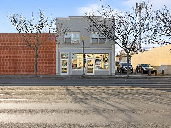 3rd image of 115 W 1st Ave #1