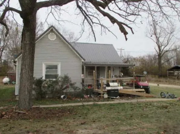 995 E Broadway St, Breckenridge, MO 64625