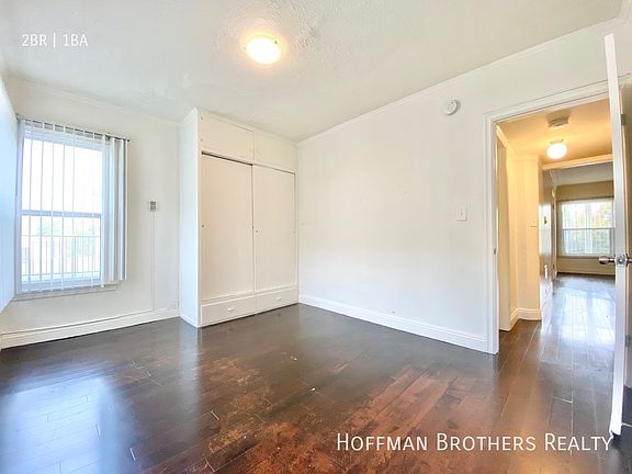 5th image of 487 S Roxbury Dr #481
