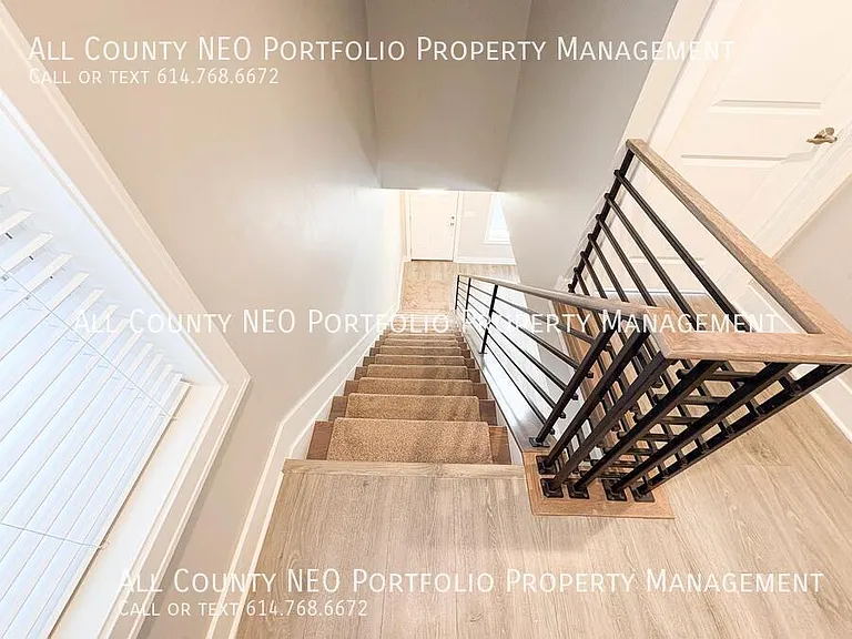 1383 N Grant Ave — Photo 17