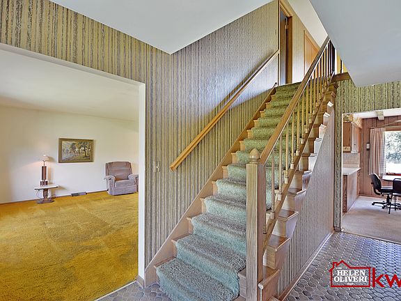 3rd image of 54 Darlington Dr