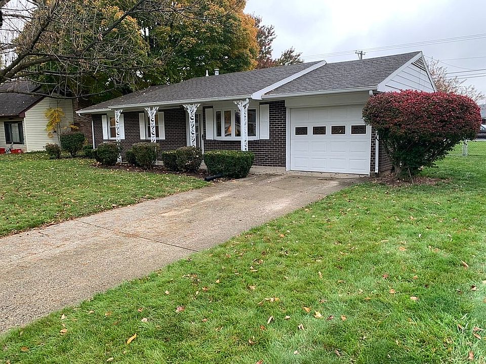 1st image of 107 Surrey Ln