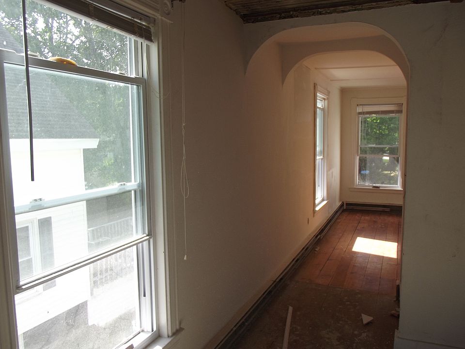 Building Photo 4