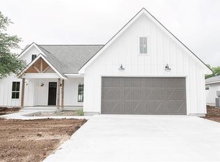 411 Whitetail Dr, Manchaca, TX 78652