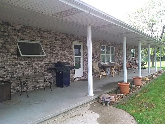 Covered Front porch North