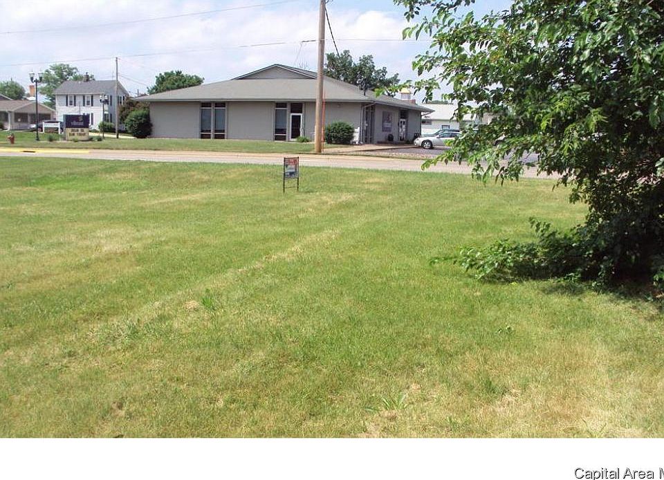 2nd image of 238 4th Ave W