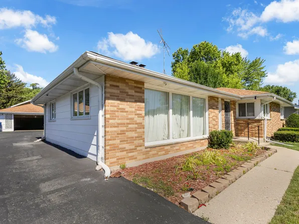 508 N Metropolitan Ave, Waukegan, IL 60085