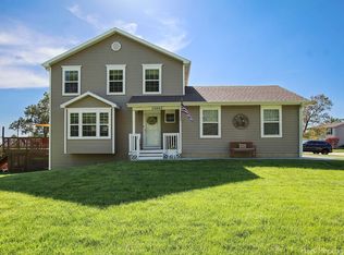 24849 W Park Ave, Lake Villa, IL 60046