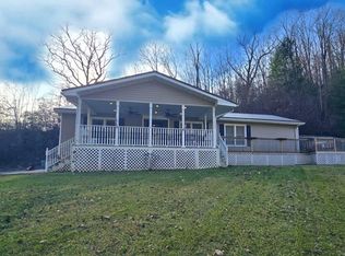 707 Middle Creek Rd, Cedar Bluff, VA 24609