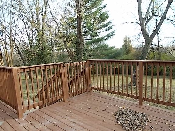 4th image of 1148 Belvedere Dr