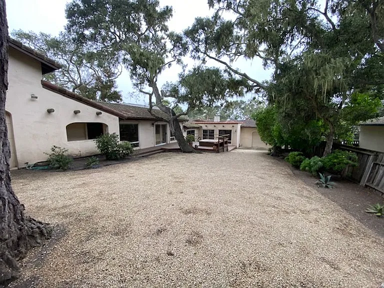 835 Seventeen Mile Dr — Photo 40