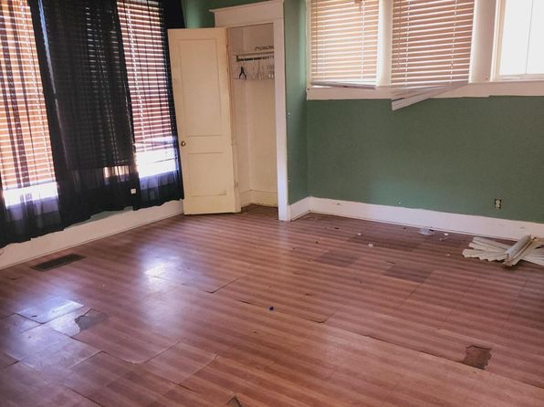 louisville-kentucky-73453990 picture