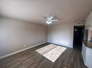 1105 N Thorne Ave, Fresno, CA 93728