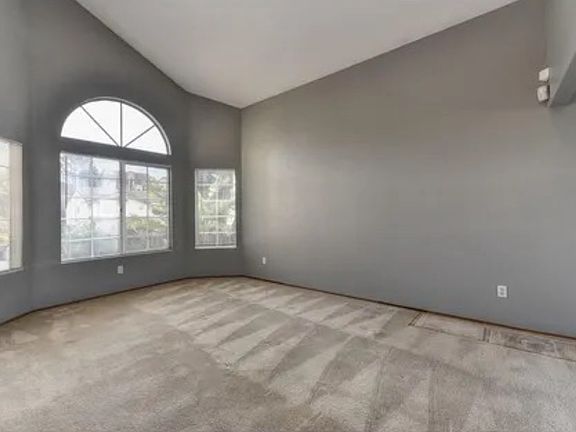 4th image of 147 Olympic Dr