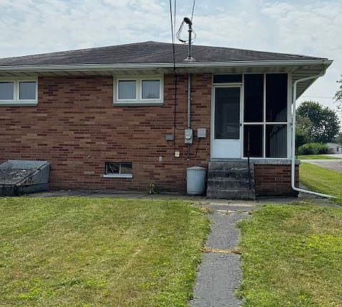3rd image of 26 Lincoln Dr