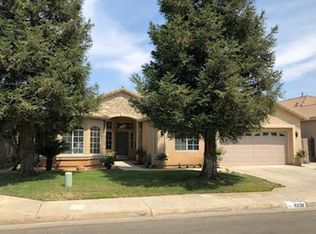 9238 N Jade Ave, Fresno, CA 93720