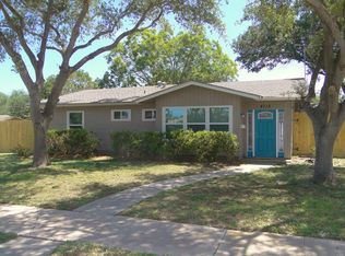 4115 Robinhood Dr, Corpus Christi, TX 78411