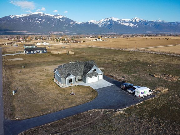 3rd image of 3681 Dietz Dr