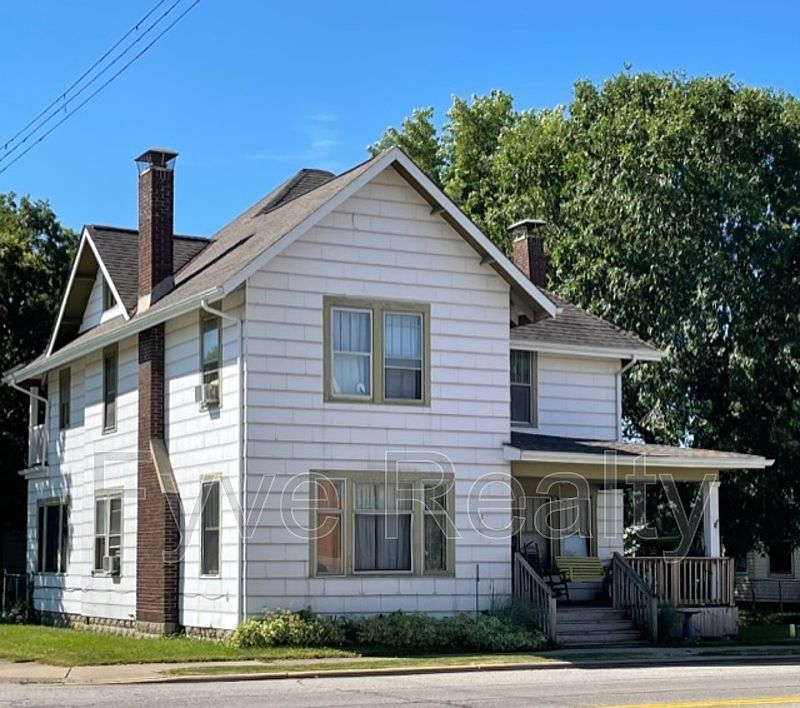 1st image of 31 E Columbus St