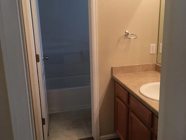 7628 Canyon Oak Dr — Photo 7
