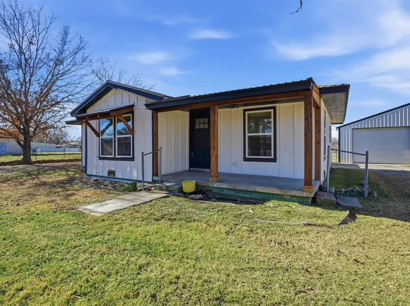 414 Fannin St, Millsap, TX 76066