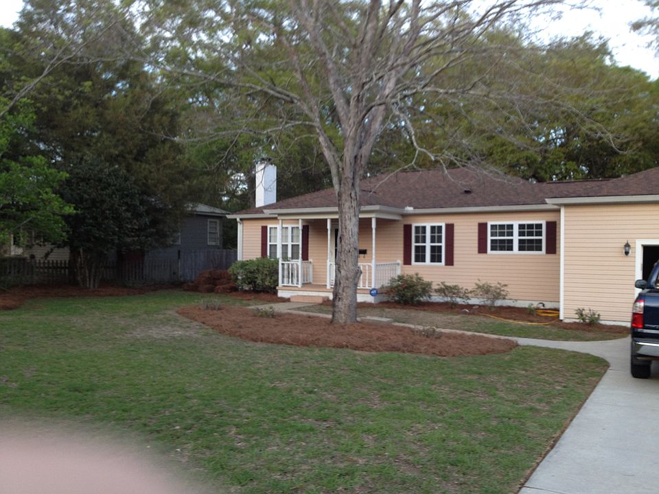 1st image of 109 Bracewell Ave