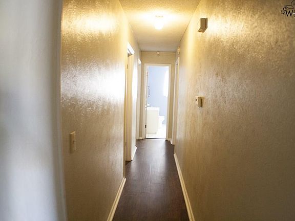 5th image of 12 Lackland Cir